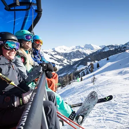 Alpenglueck דירה *