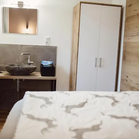 Alpenglueck Apartment